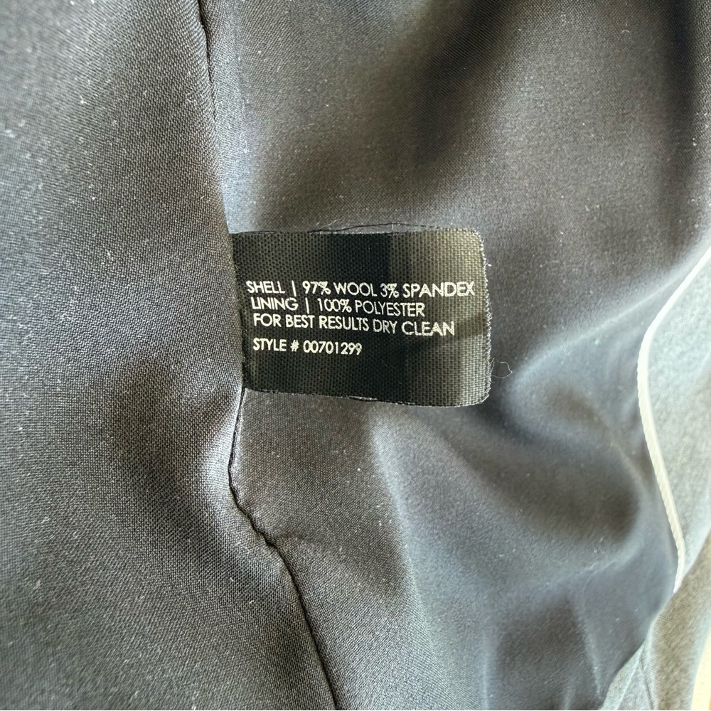 Like New - Club Monaco Gray Wool Blazer - Picture 6 of 6